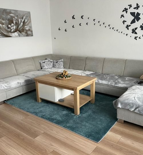 konferenčný stolík