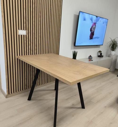 rozkladací jedálenský stôl